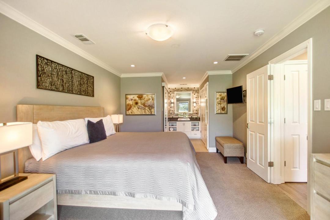 Photo of Bedroom in Napa