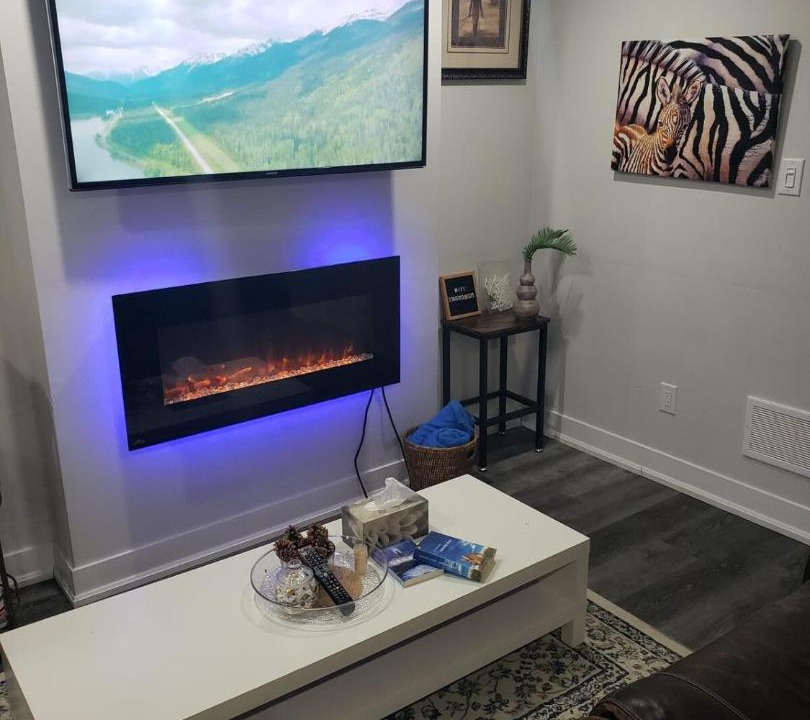 Photo of Livingroom in Halton Regional Municipality