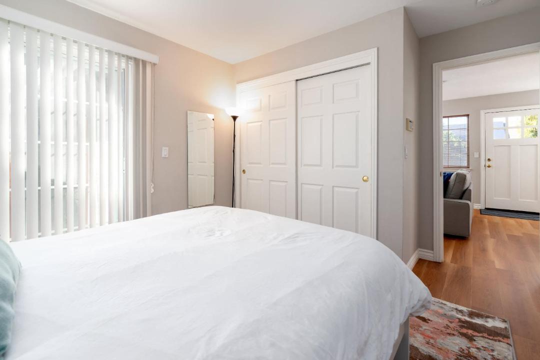 Photo of Bedroom in Shoreline West