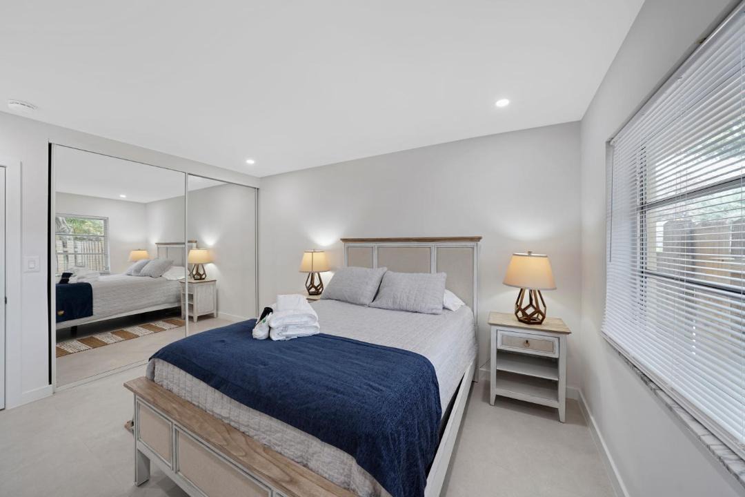 Photo of Bedroom in Harbordale