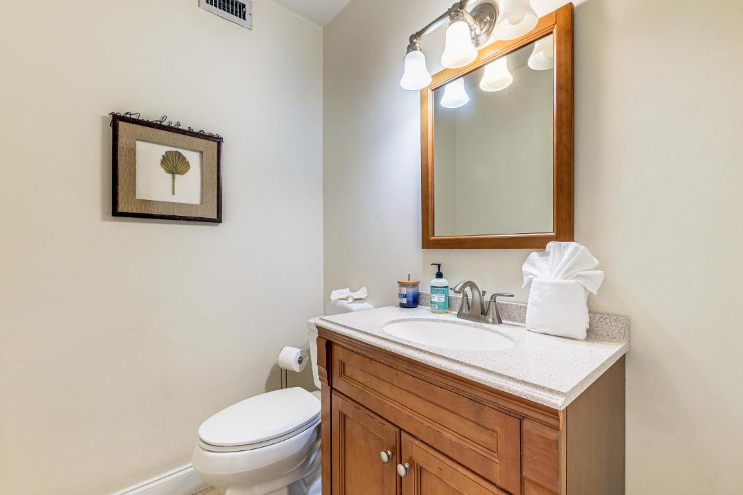 Photo of Bathroom in Lauderdale Beach
