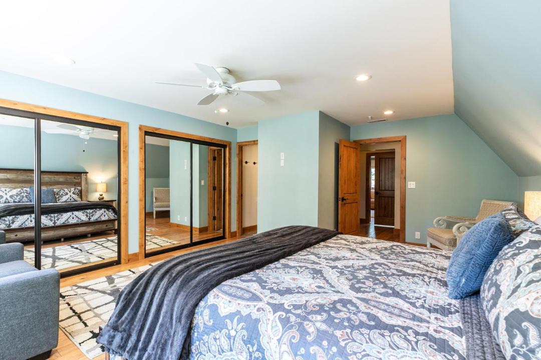 Photo of Bedroom in Carnelian Woods
