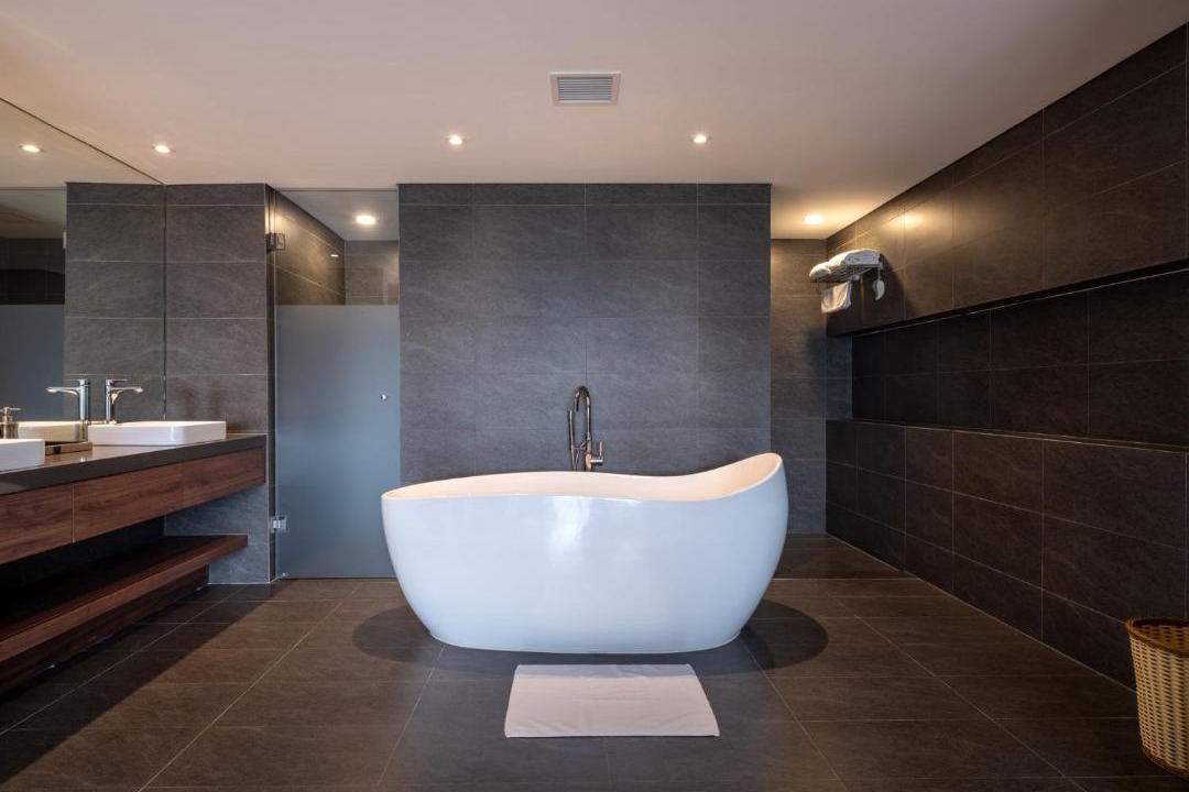 Photo of Bathroom in Tay Ho