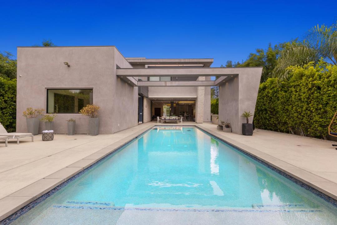 Photo of Others in Tarzana