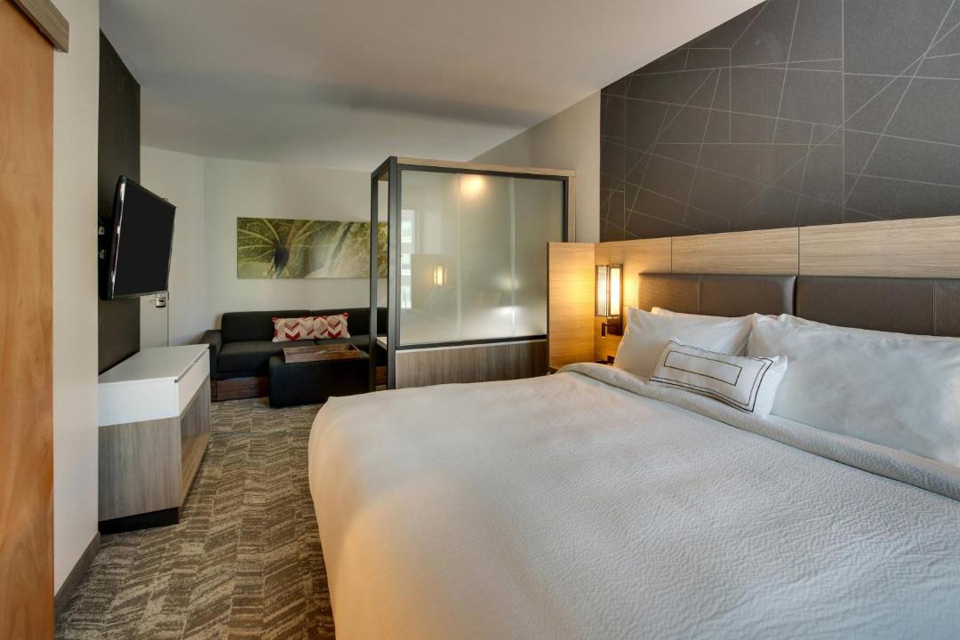 Photo of Bedroom in Gulfport