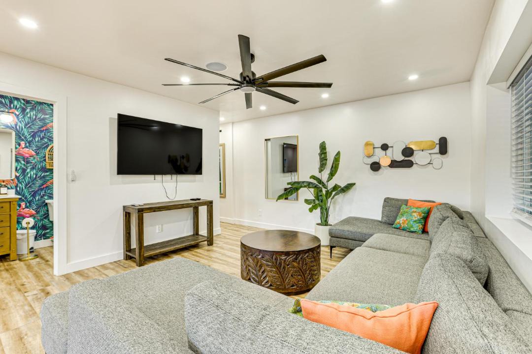 Photo of Livingroom in Cienega Springs