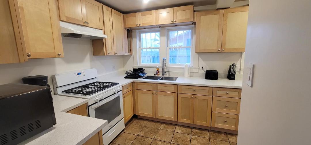Photo of Kitchen in Harbor Gateway North