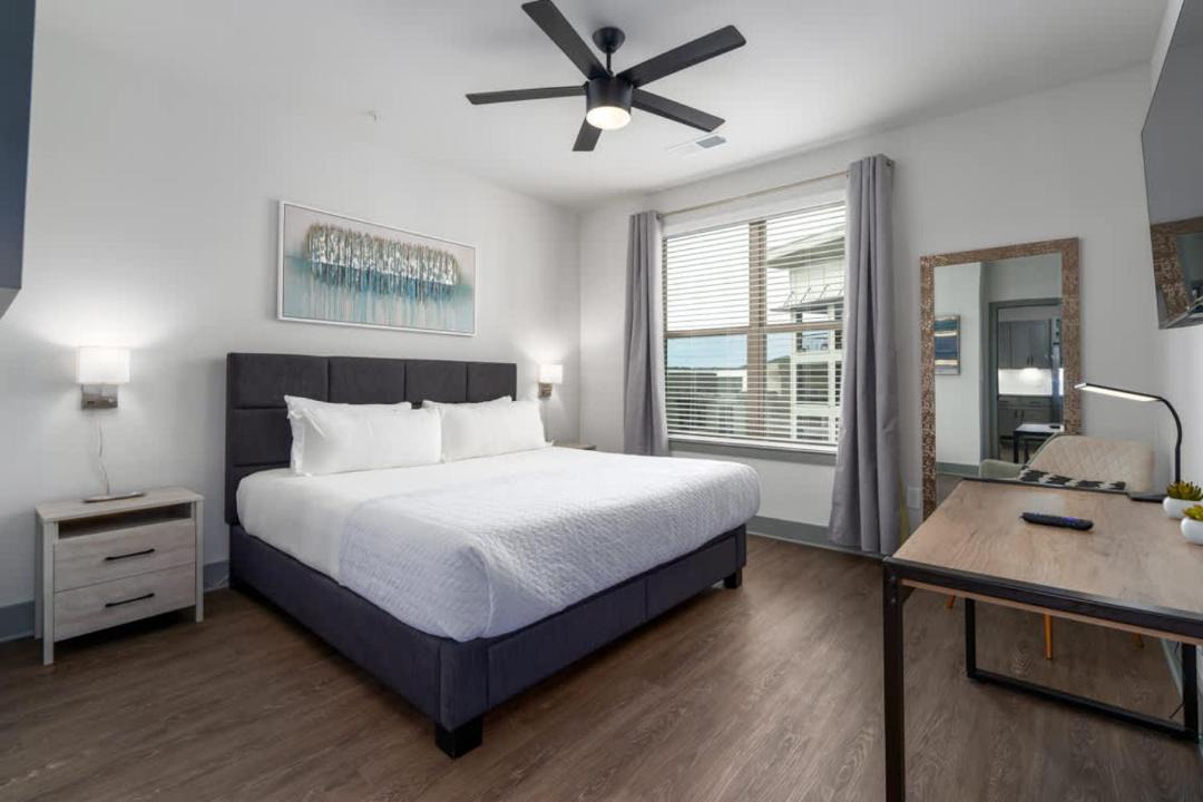Photo of Bedroom in Crestline Heights