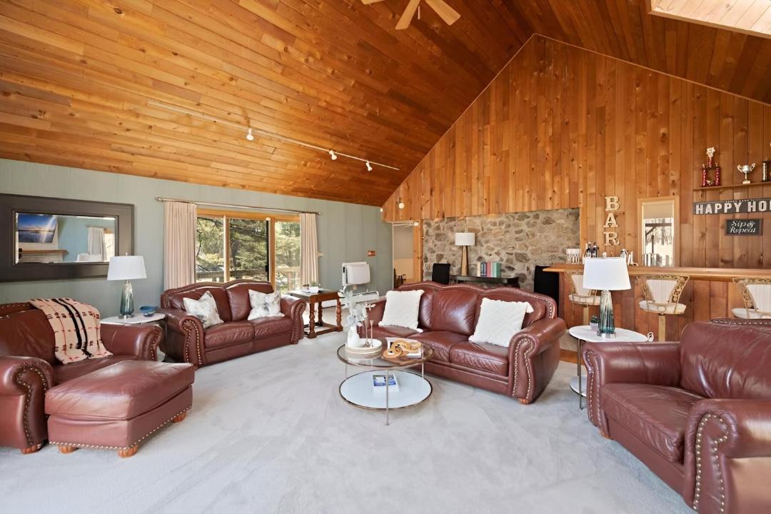 Photo of Livingroom in Monroe
