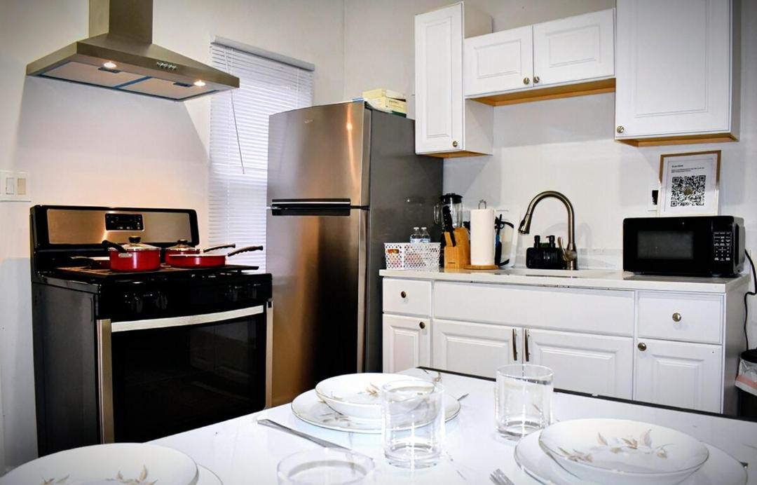 Photo of Kitchen in Elizabeth