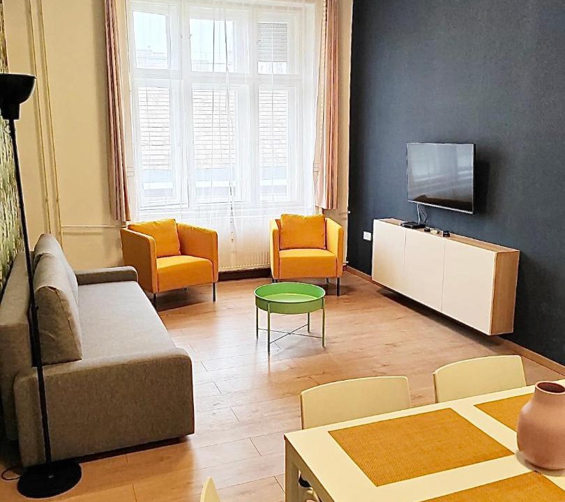Photo of Livingroom in Jozsefvaros