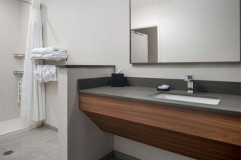 Photo of Bathroom in Albertville