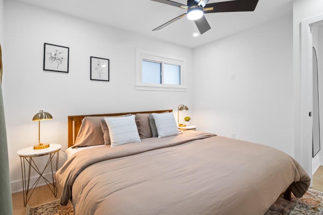 Photo of Bedroom in Cuyahoga County