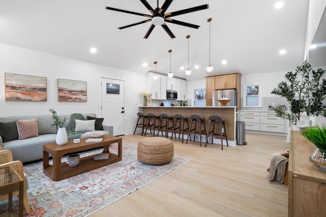 Photo of Livingroom in Cuyahoga County