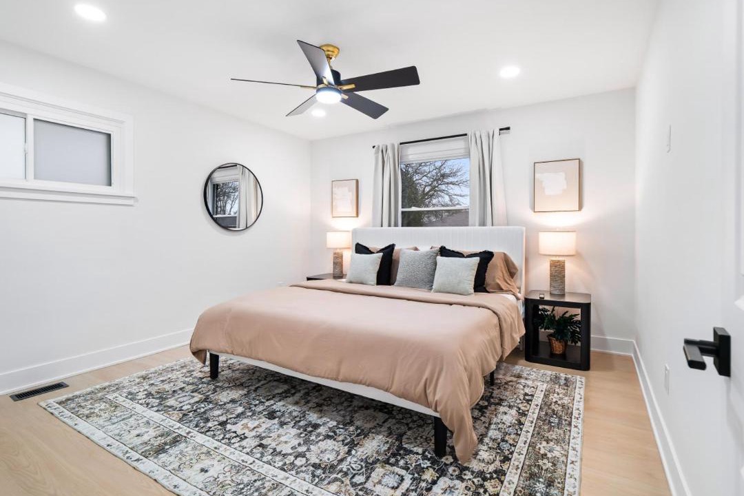 Photo of Bedroom in Cuyahoga County