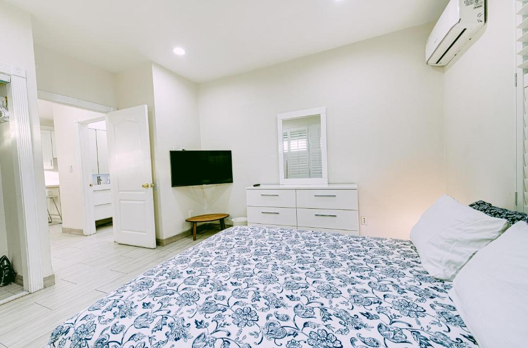 Photo of Bedroom in Santa Ana