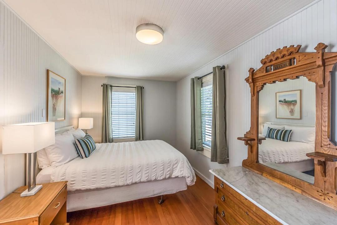 Photo of Bedroom in Little River