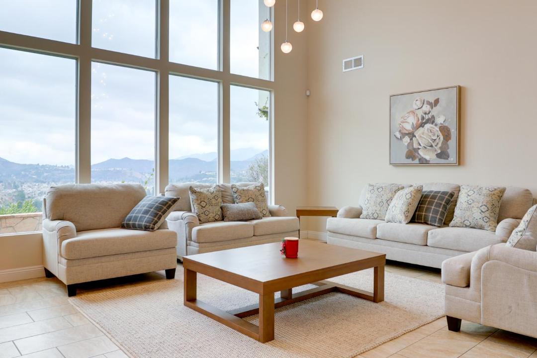 Photo of Livingroom in Westlake Village