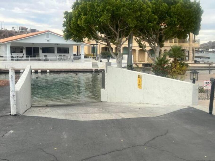 Photo of Others in Moovalya Keys