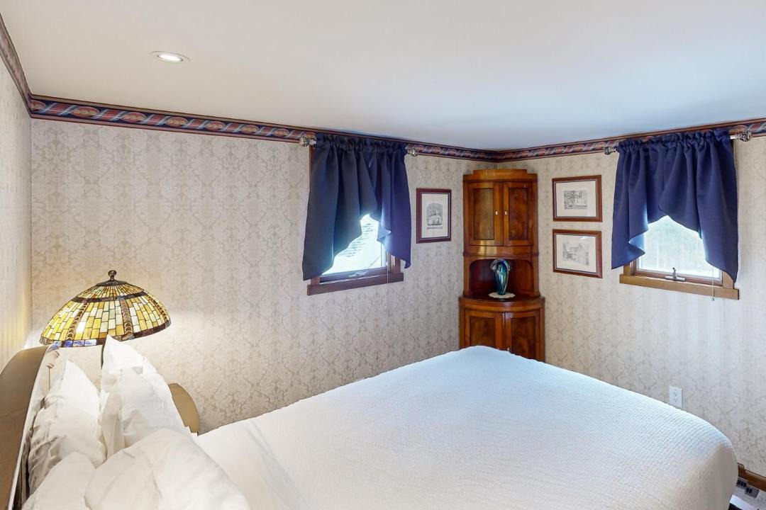 Photo of Bedroom in Bath