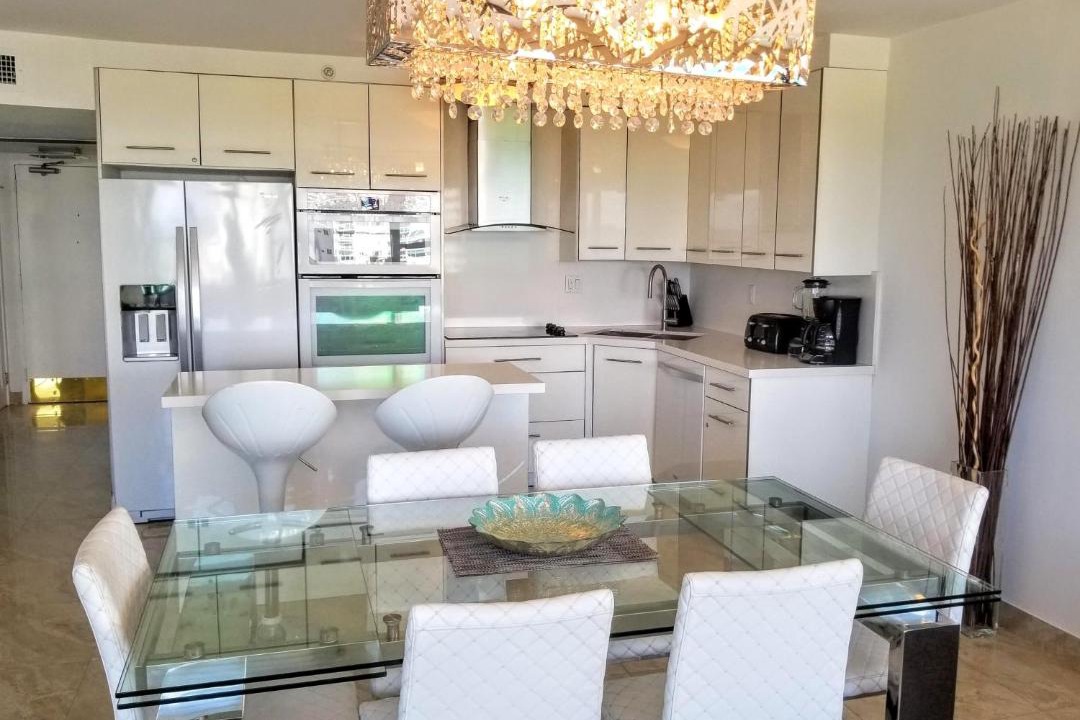 Photo of Kitchen in Mid Beach