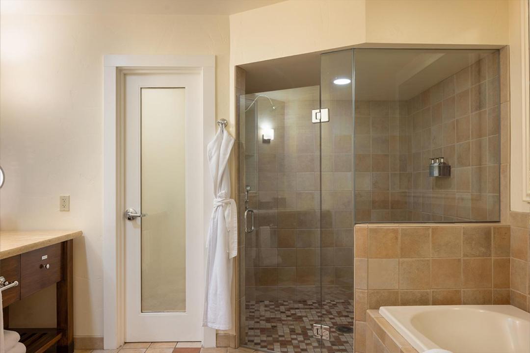 Photo of Bathroom in Quail Lodge