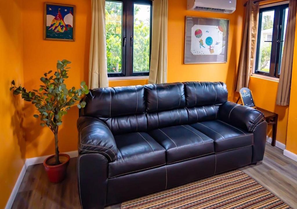 Photo of Livingroom in Coral Harbour