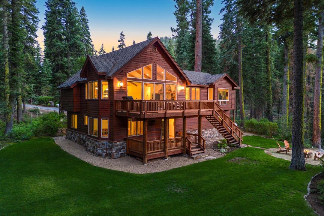Photo of Others in Tahoe Pines