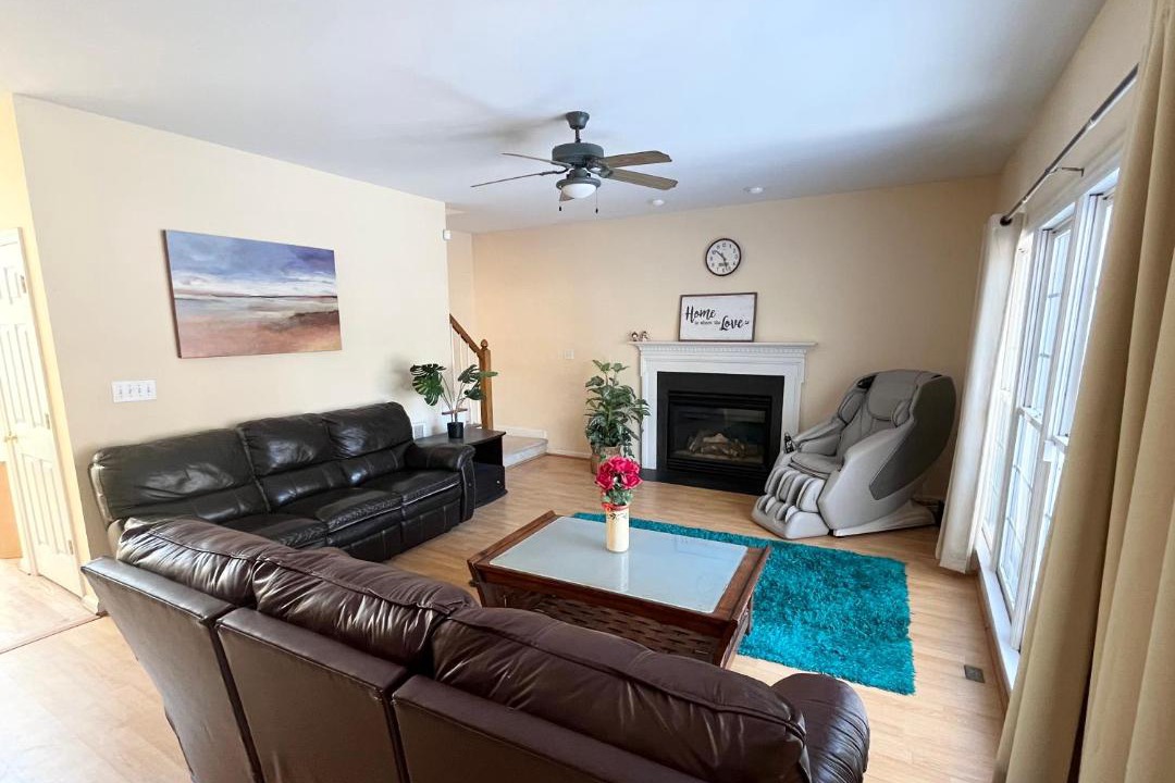 Photo of Livingroom in Chapel Hill