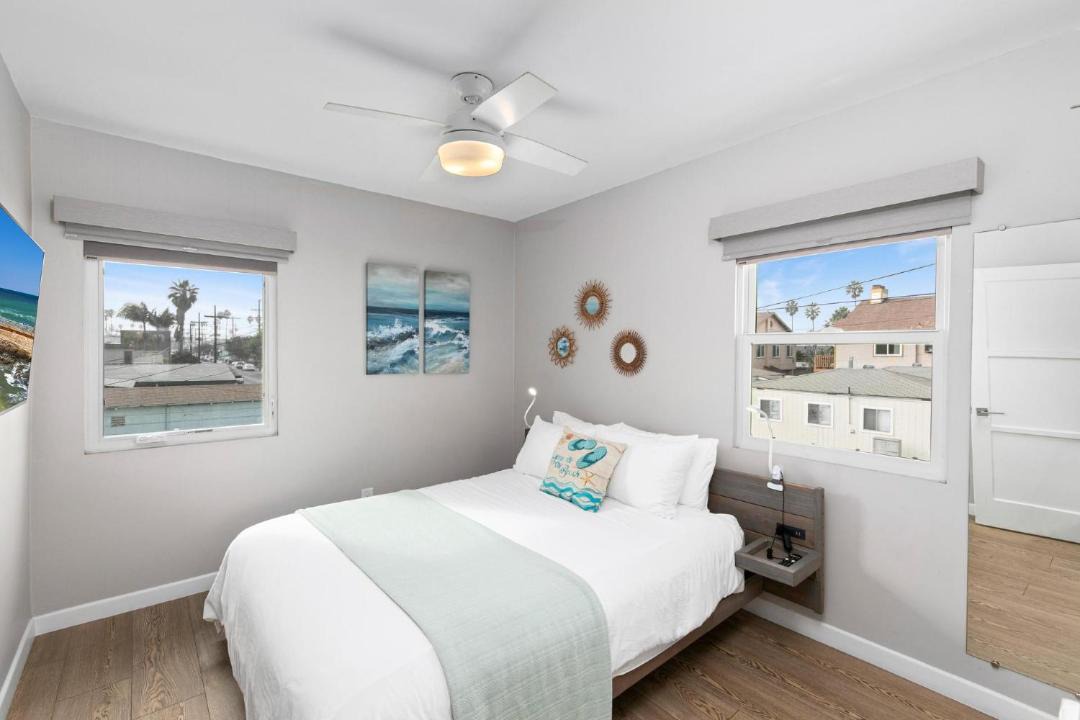 Photo of Bedroom in Ocean Beach