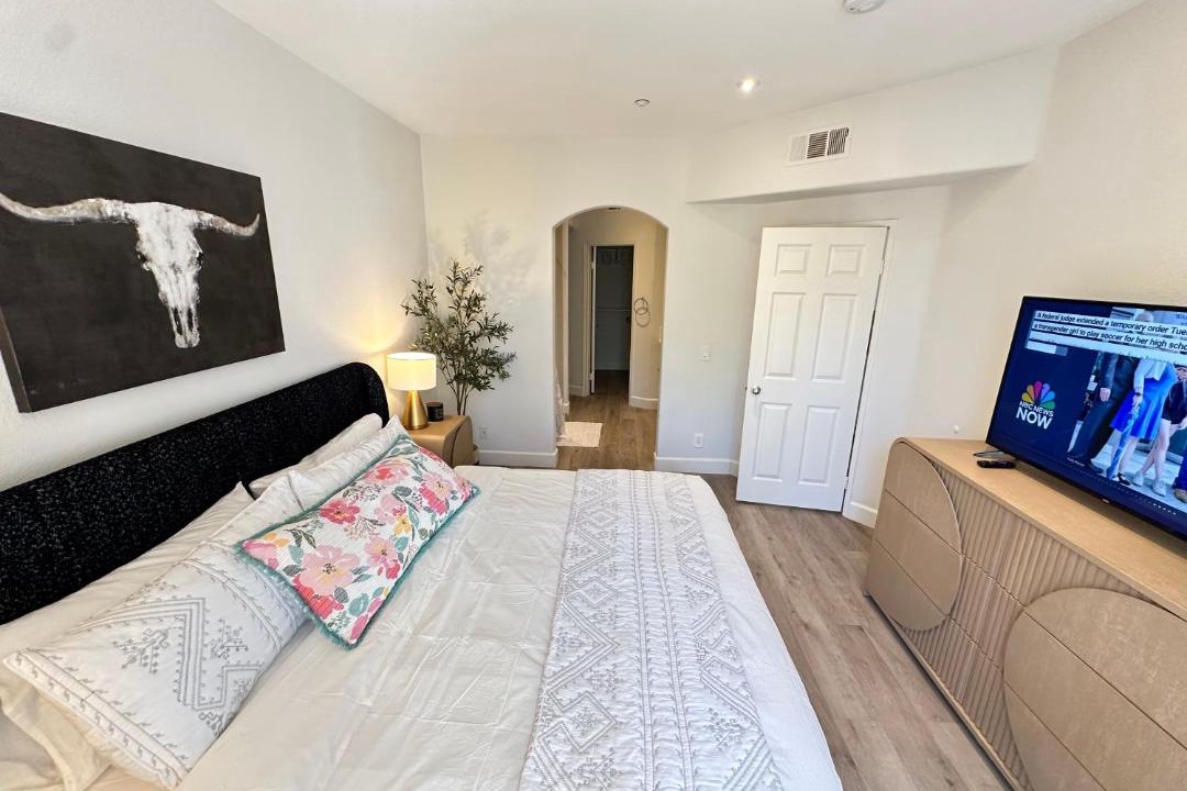 Photo of Bedroom in Oak Creek