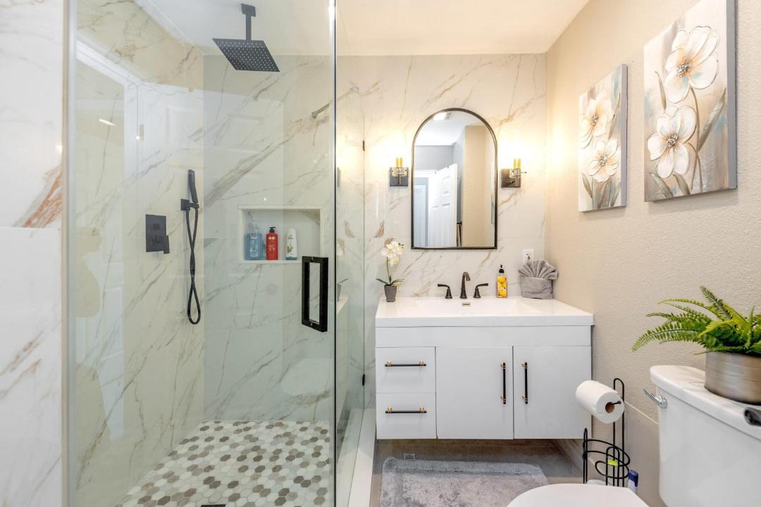 Photo of Bathroom in Sherwood Forest and Thistle Development