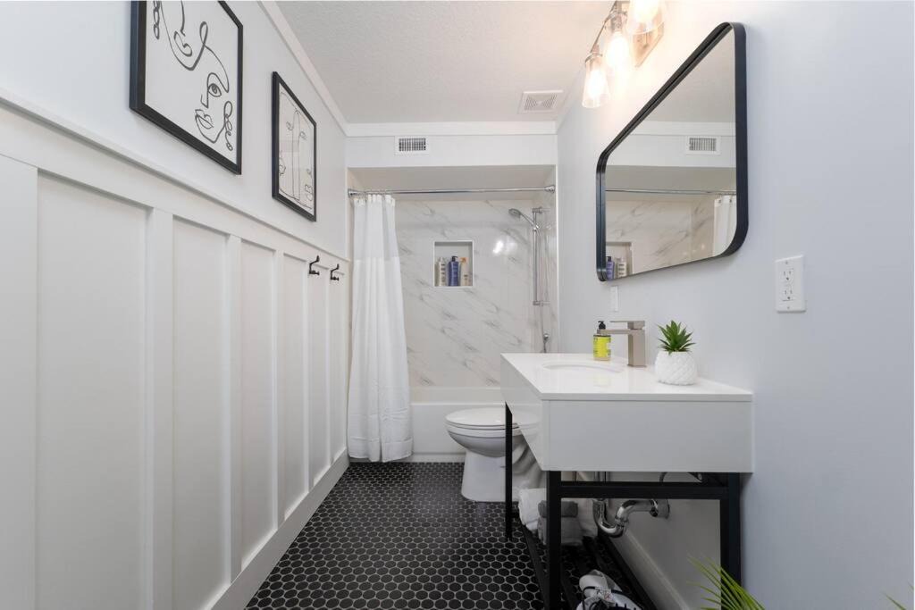 Photo of Bathroom in Jacksonville Beach