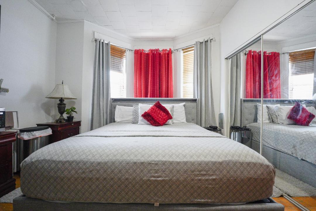 Photo of Bedroom in North Bergen