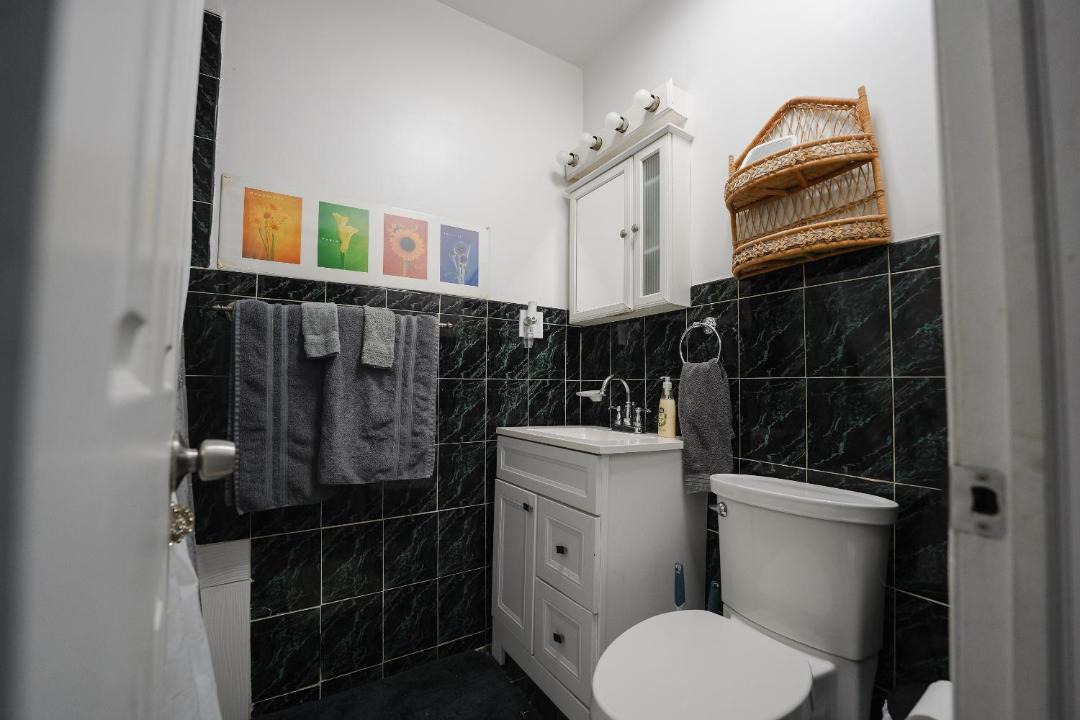 Photo of Bathroom in North Bergen