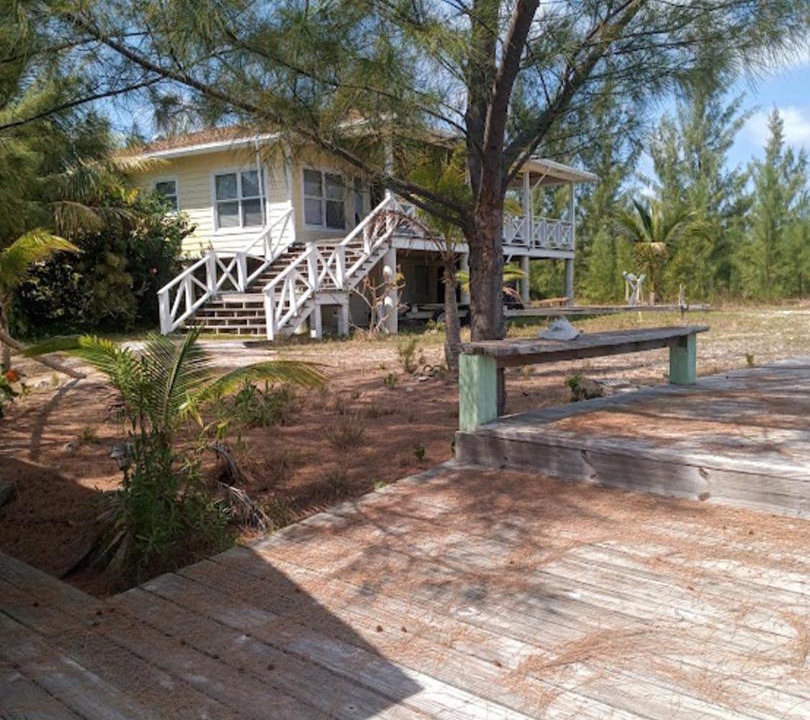 Photo of Buildings in South Bimini