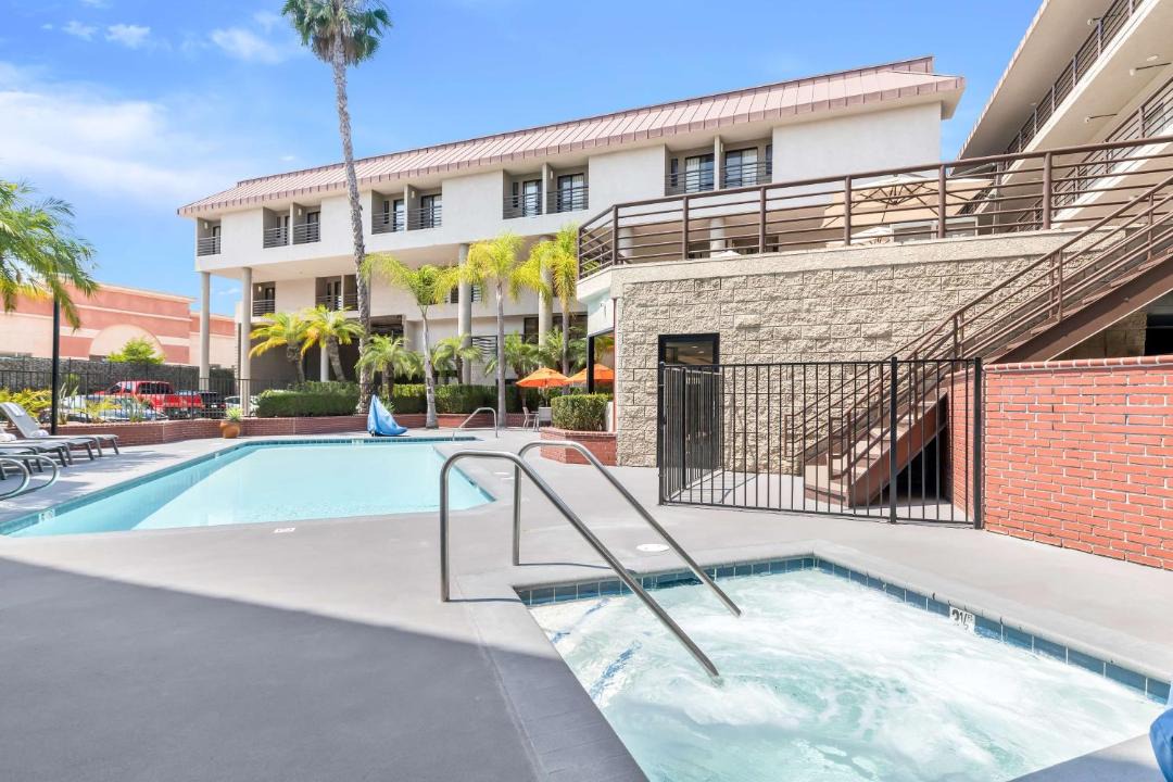 Photo of Outdoor in Lake Forest