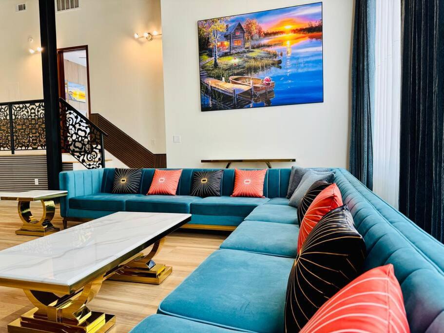 Photo of Livingroom in Alexander City
