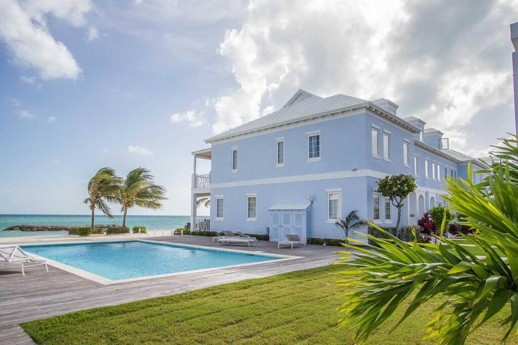 Photo of Others in Palm Cay