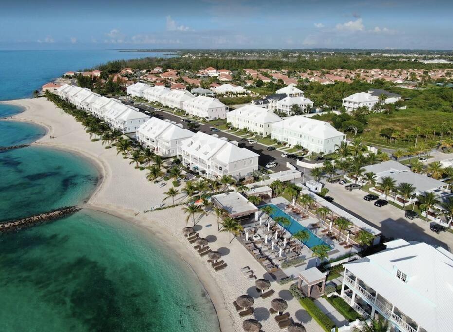 Photo of Others in Palm Cay
