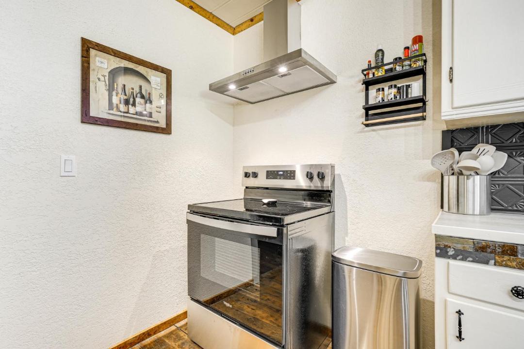 Photo of Kitchen in Forest Meadows