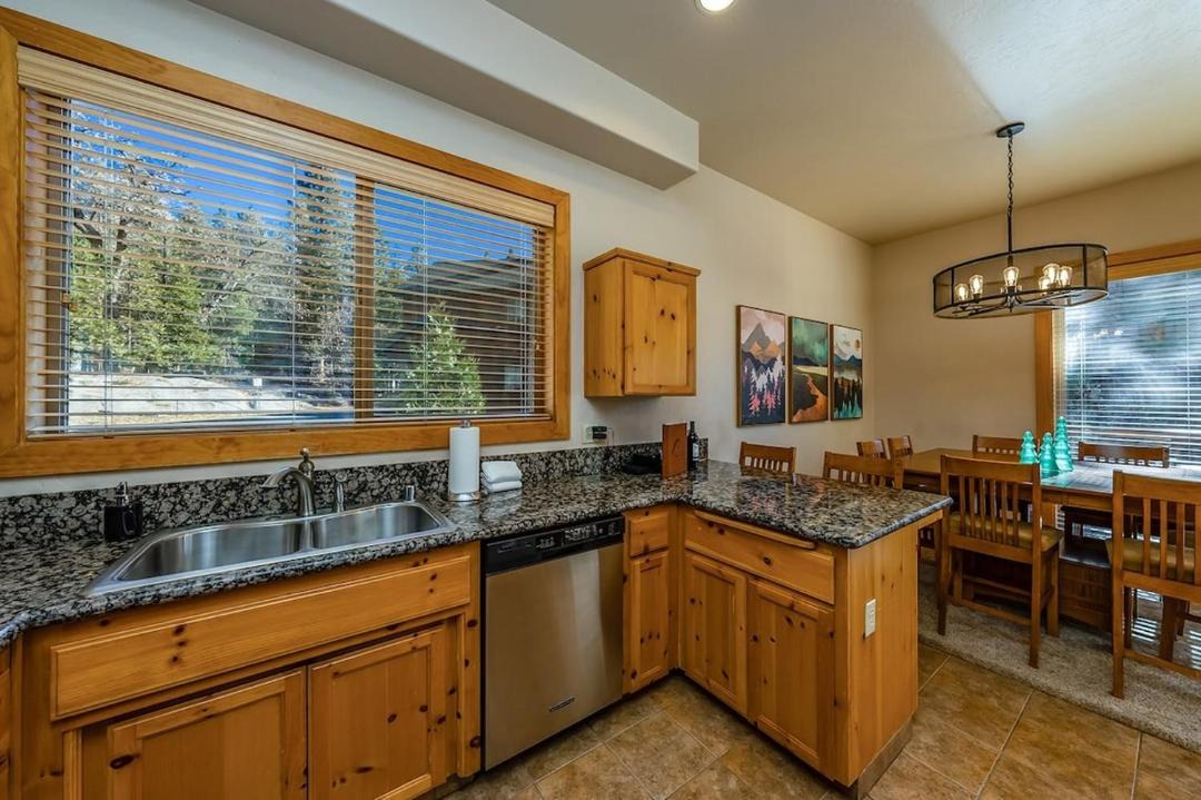 Photo of Kitchen in Shaver Lake