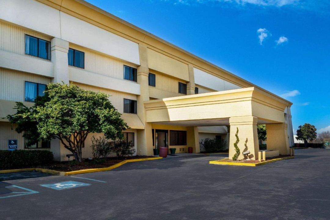 Photo of Buildings in Meridian