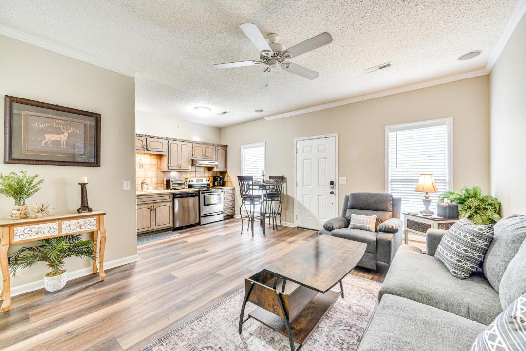 Photo of Livingroom in Huntsville