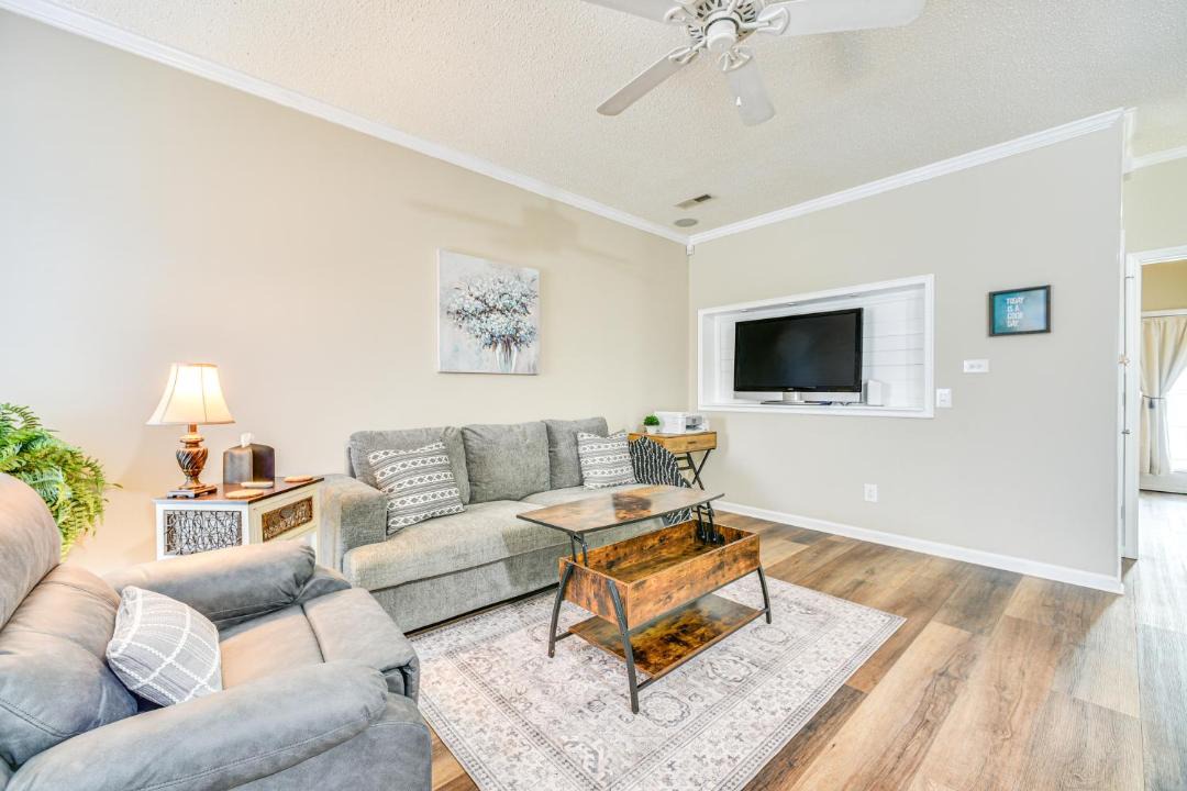 Photo of Livingroom in Huntsville