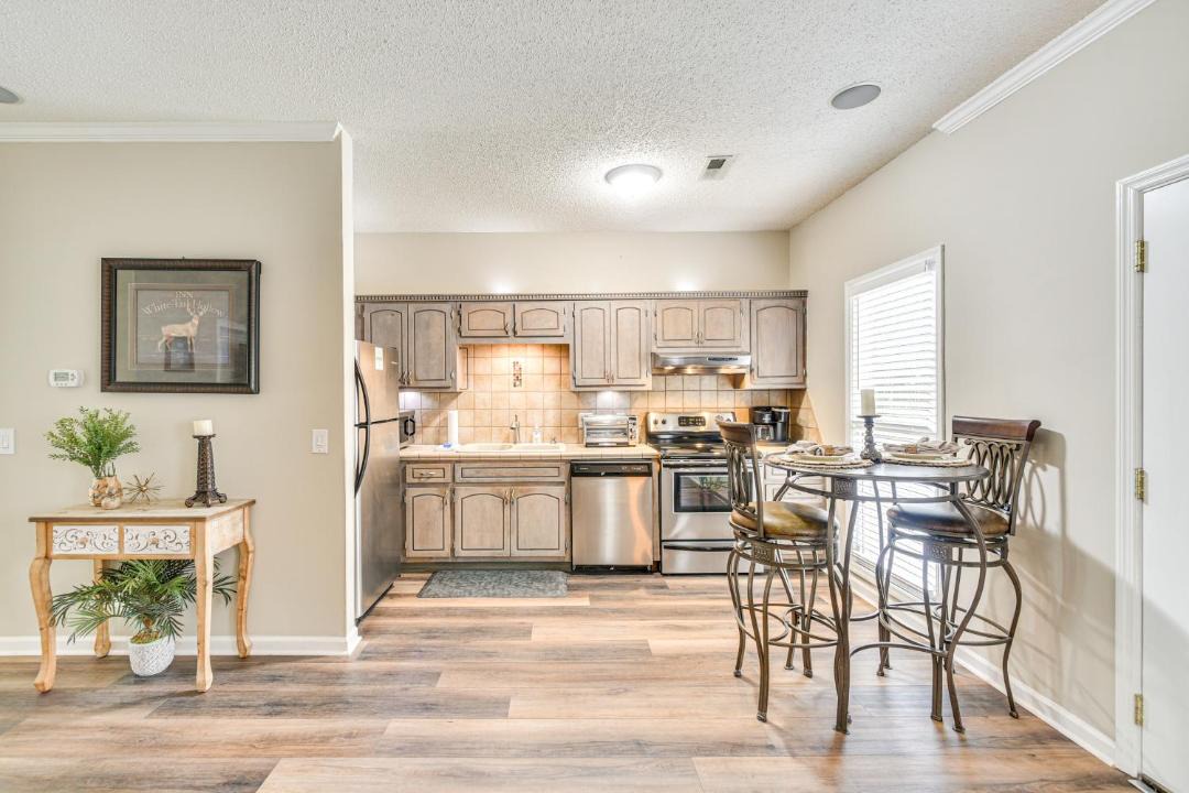 Photo of Livingroom in Huntsville