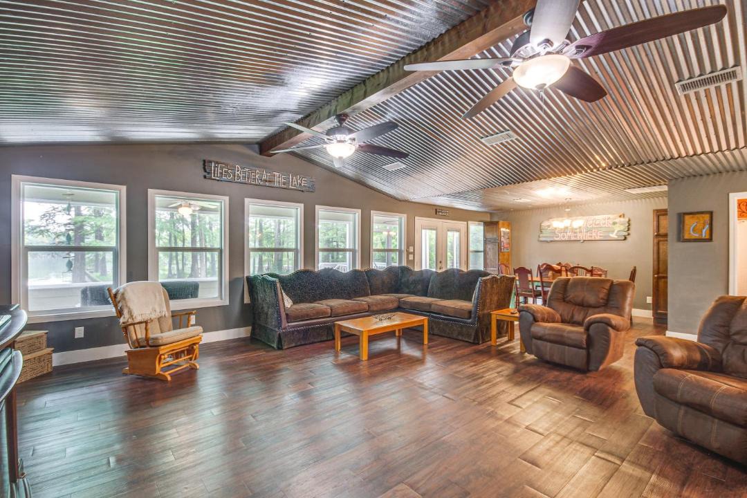 Photo of Livingroom in Ferriday