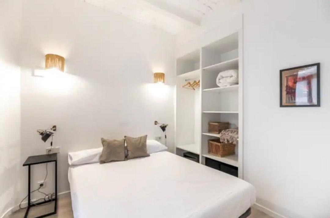 Photo of Bedroom in Hostafrancs