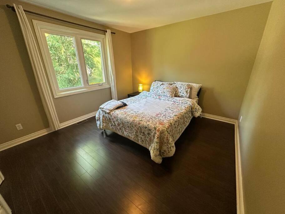 Photo of Bedroom in Mineola