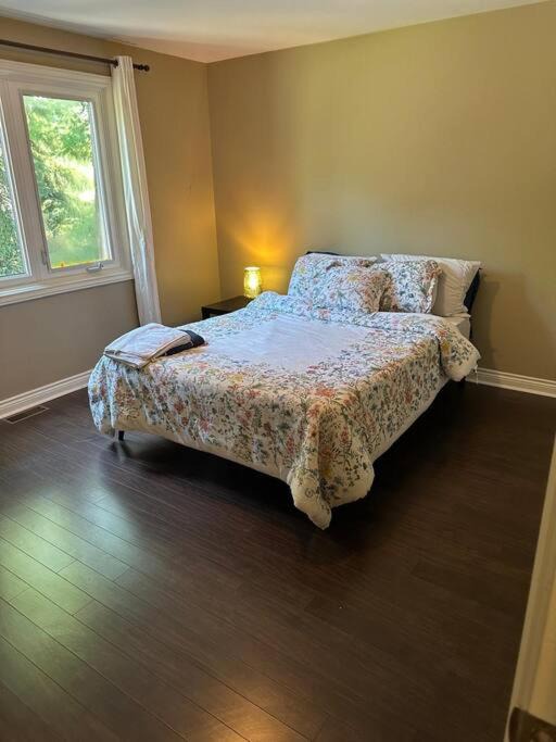 Photo of Bedroom in Mineola